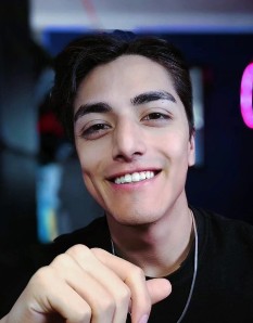 Carlos Yael Santiago Arellano