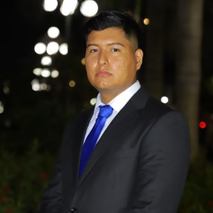 FERNANDO FLORES VALLEJO
