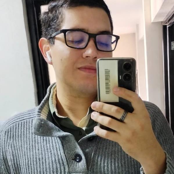 Emmanuel Benjamin Alvarez S.