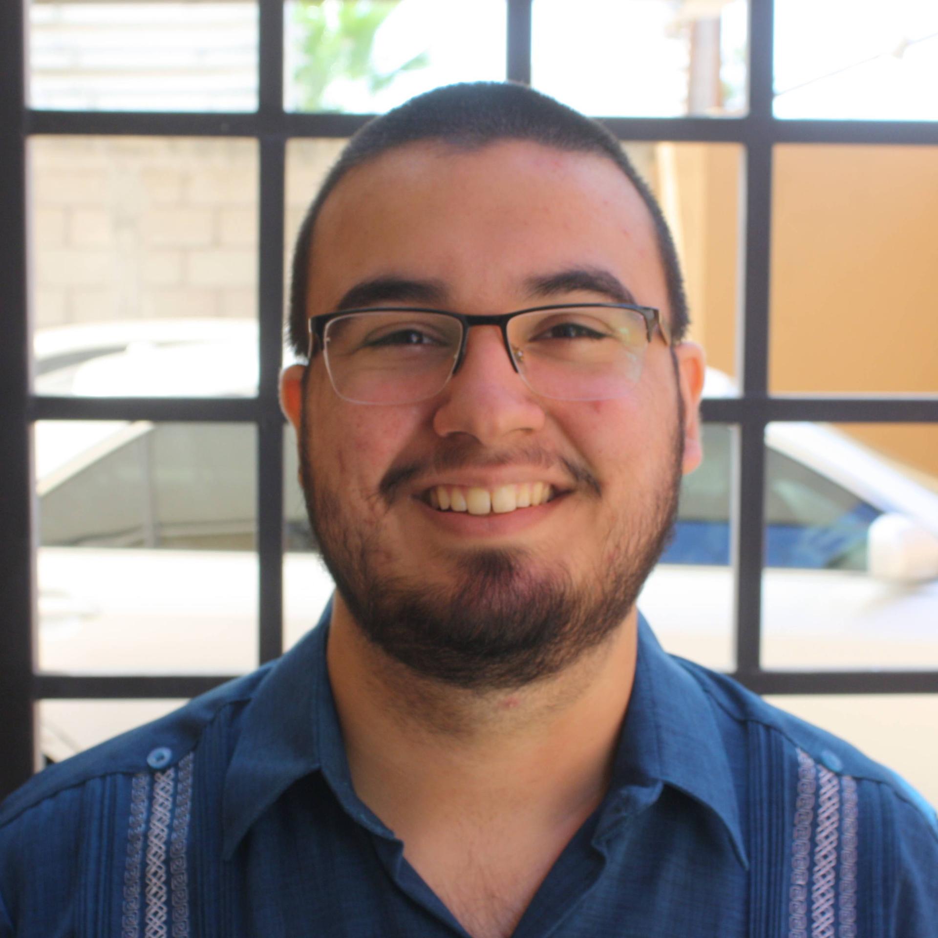 Alejandro Loustaunau Leverda