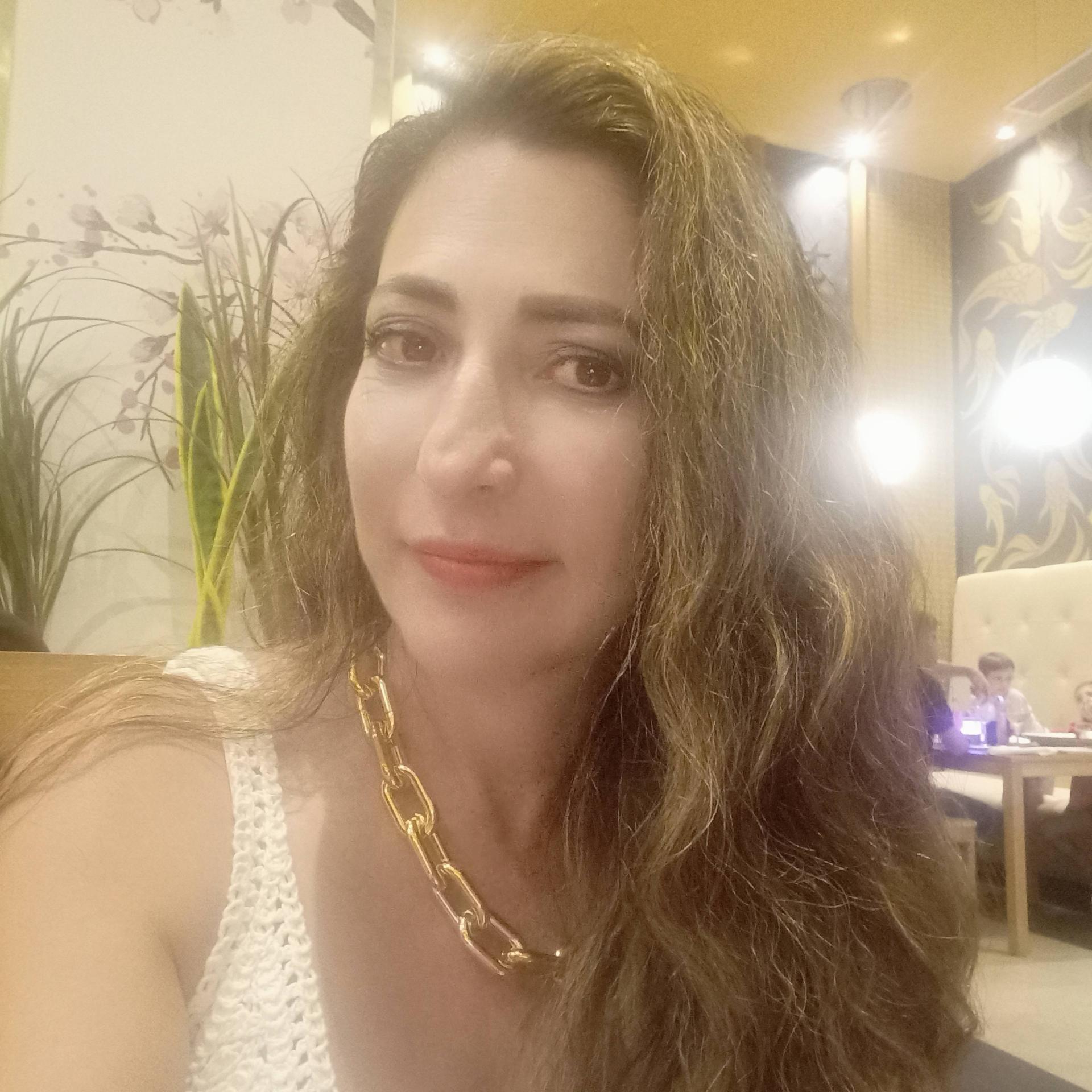 LILIANA A. FLORES