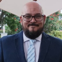 Luis leyva flores