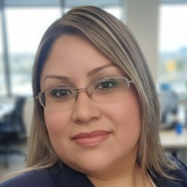 Adriana Flores Calderón