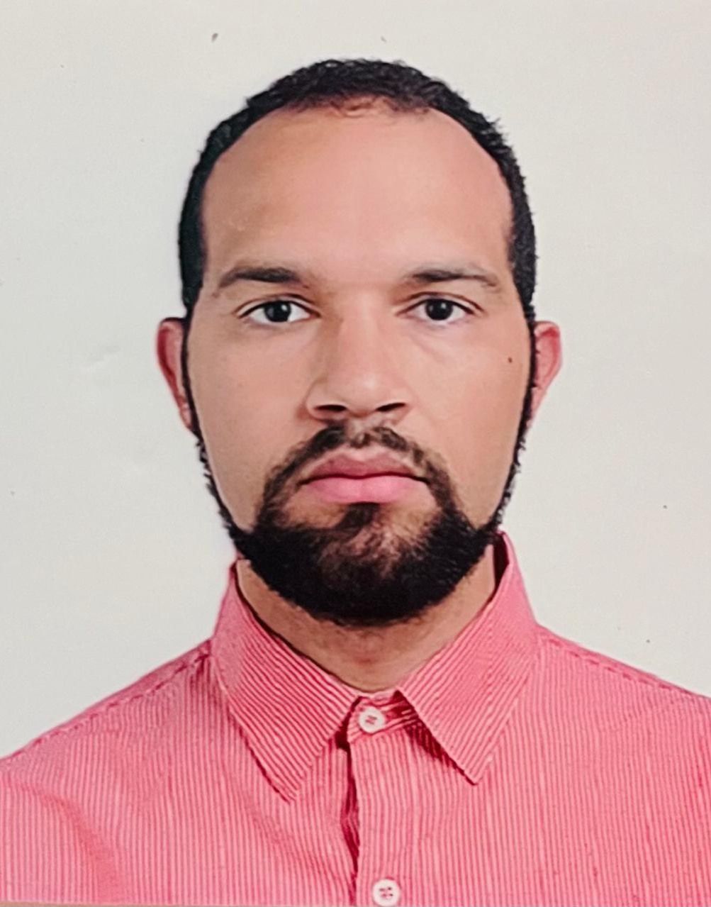 adonis tavarez paredes