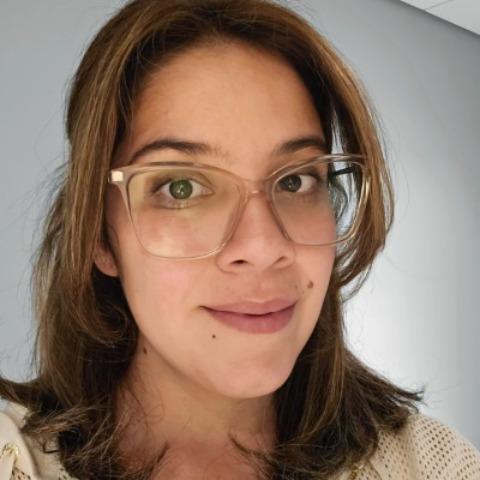 Cecilia Mayen
