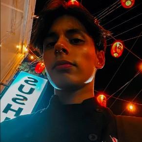 AXEL DANIEL SERRANO SOLANO