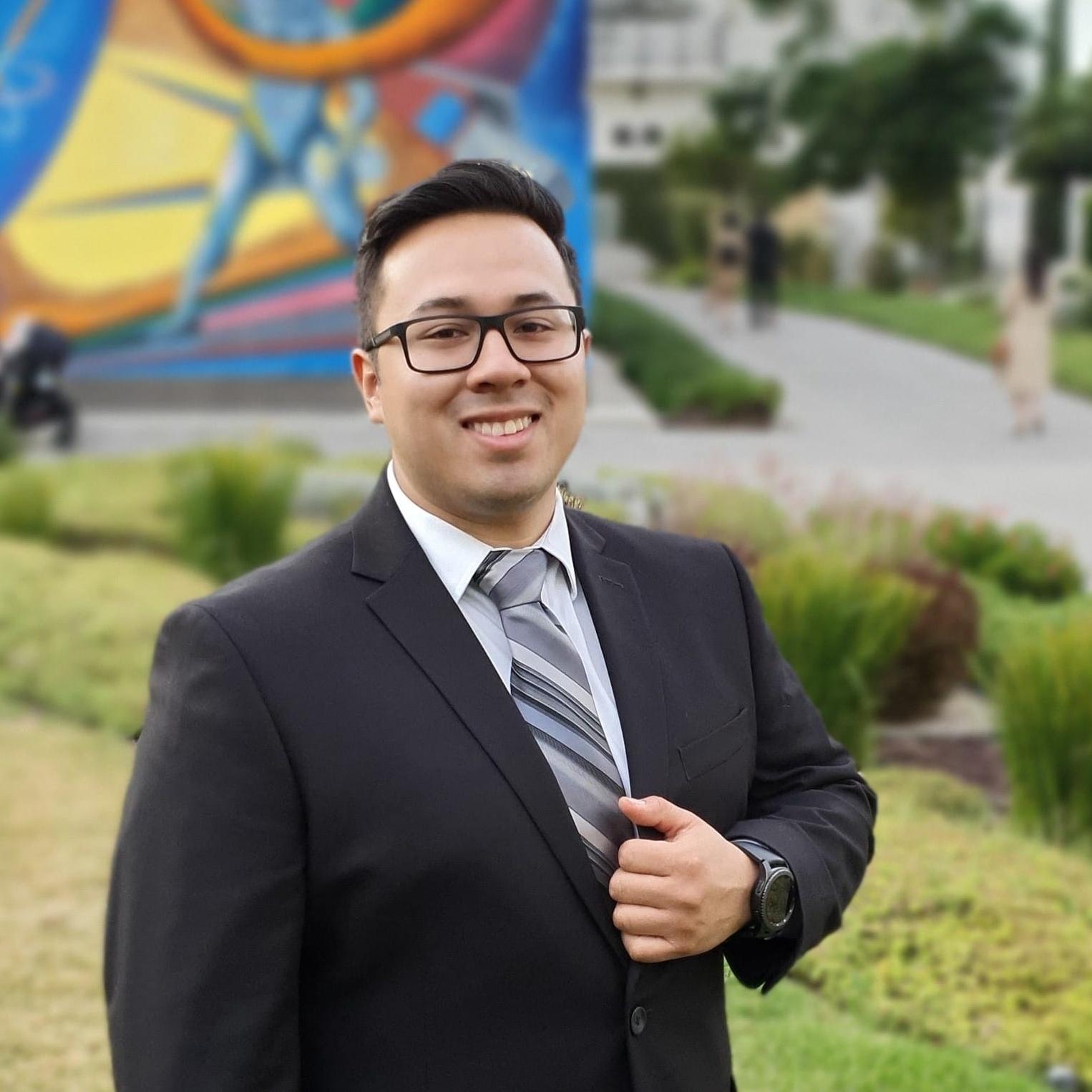 Luis G. Cruz