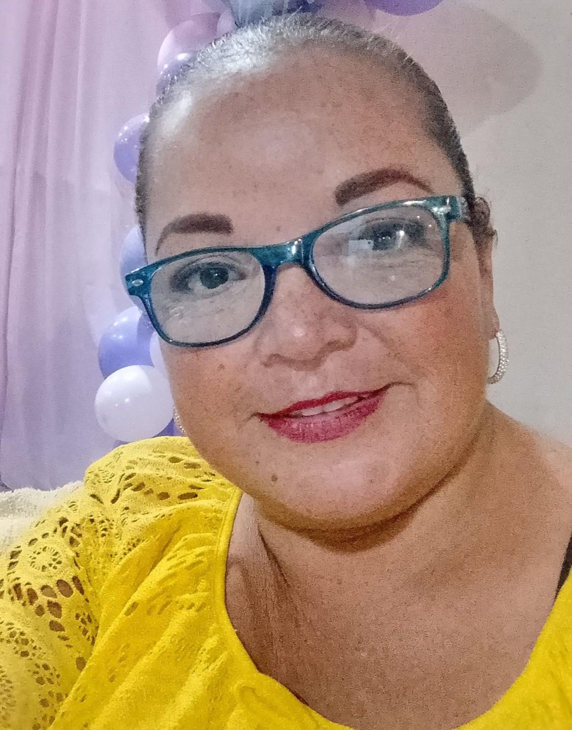 JOSEFINA BRIONES NAVA